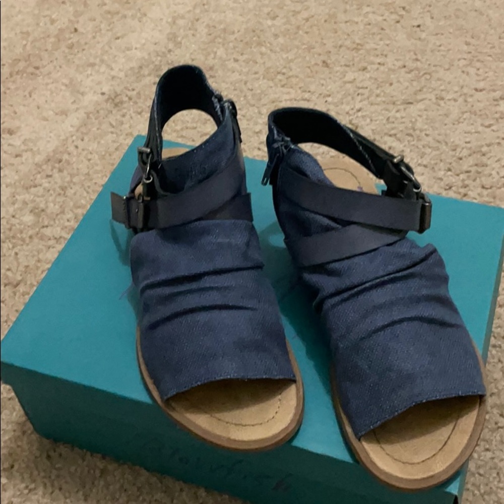 Cute summer flats
